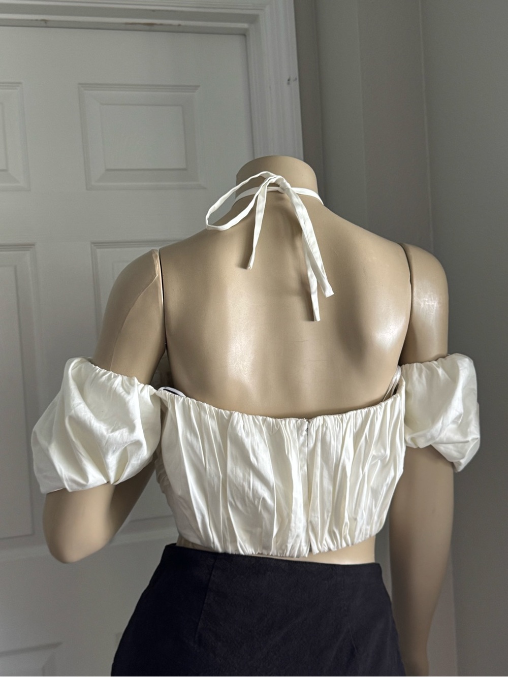cult gaia White Ruched Off-Shoulder Halter Crop Top - Picture 4 of 5